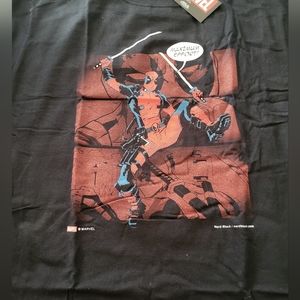 Marvel Comics Deadpool Maximum Effort Shirt Size Large Nerd Block Exclusive